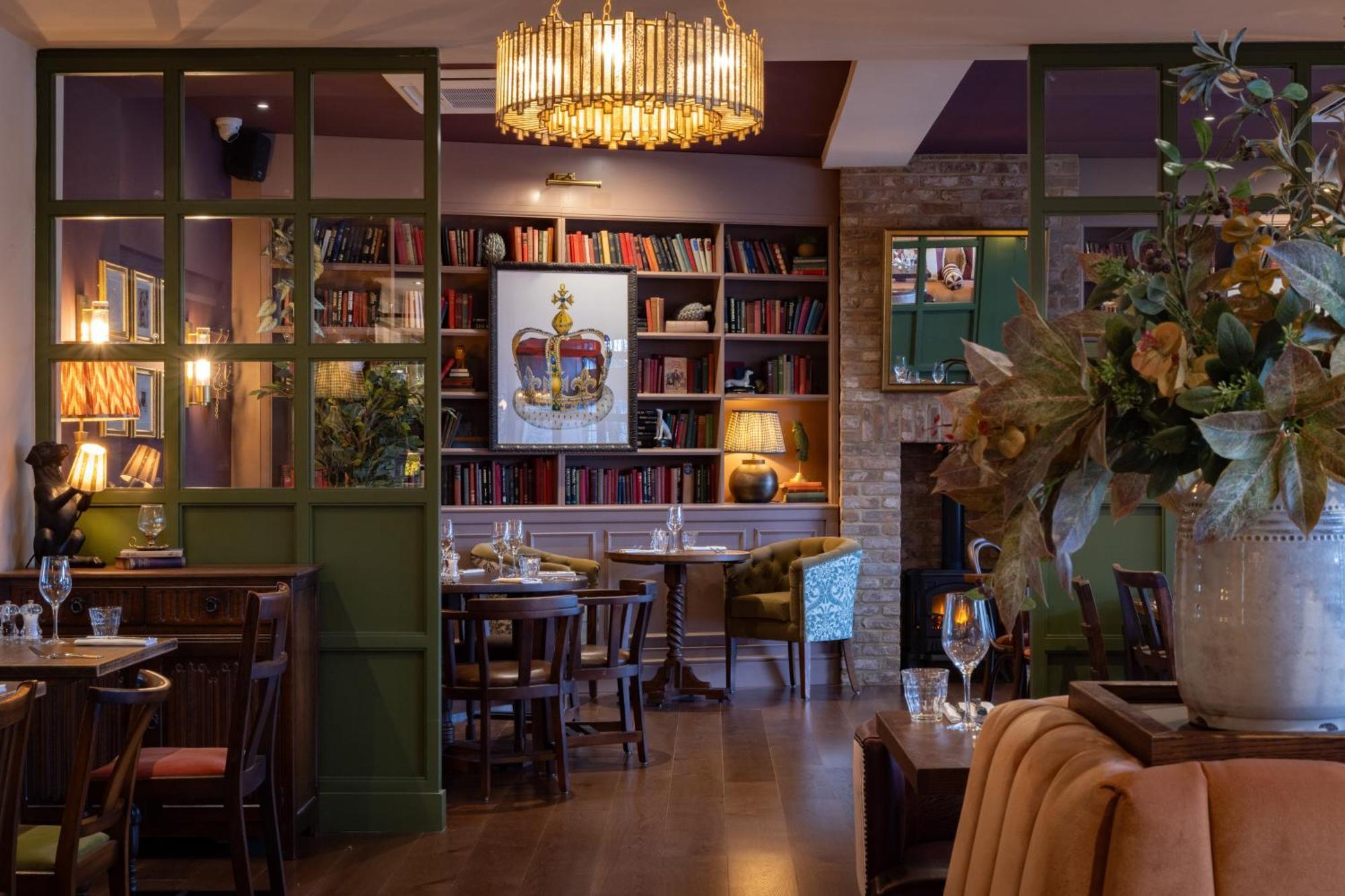 The Royal Forest - A Heartwood Inn 칭포드 외부 사진